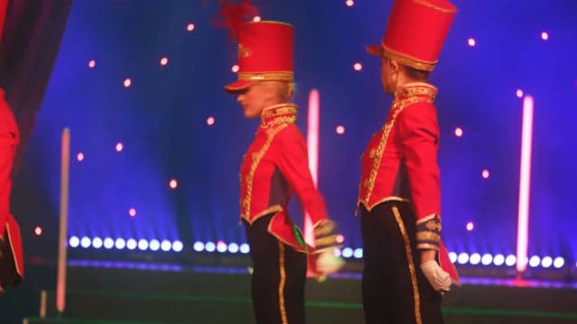Christmas Spectacular - Online Commercial